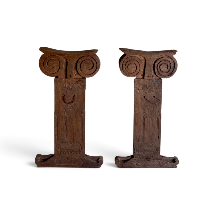 Ornamento de Pared de Teca Tallada CANEA