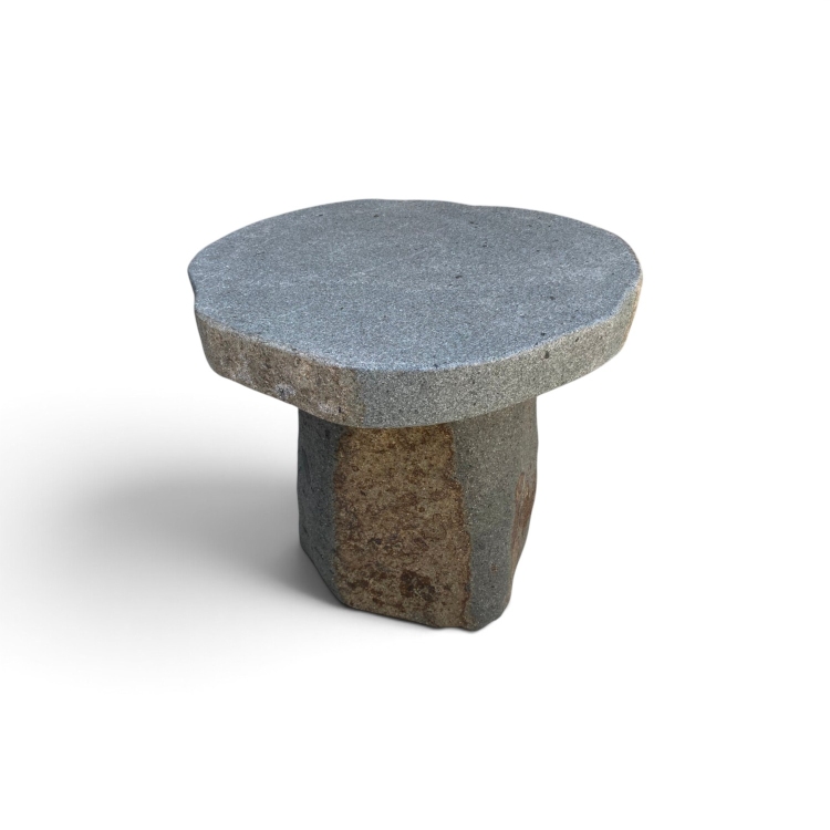 Mesa de Piedra de Andesita LYON
