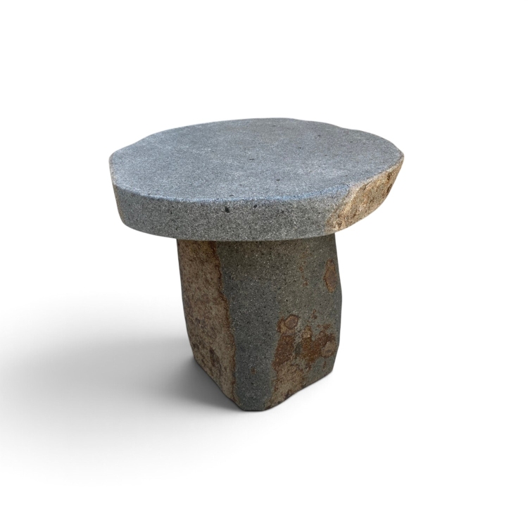 Mesa Auxiliar de Piedra Natural LYON