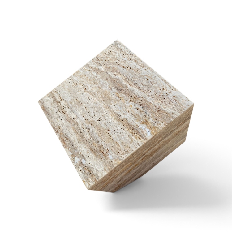 Figura Escultural de Onix Travertino KALAHARI