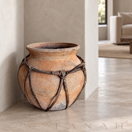 Terracotta Vase KEROS