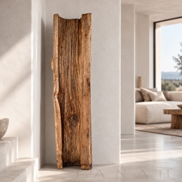 Escultura de Madera de Teca HEKLA