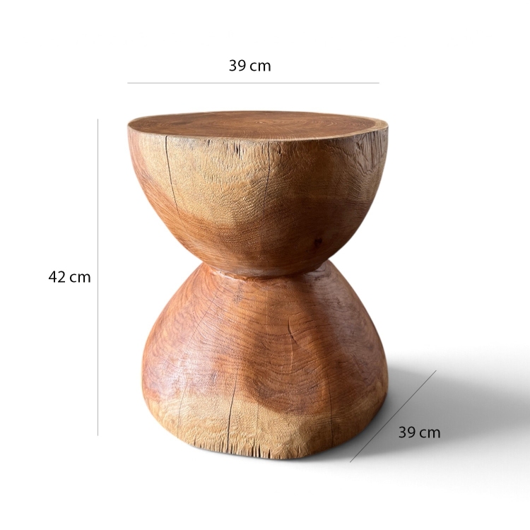 Mesa auxiliar de madera con formas escultóricas AREIA