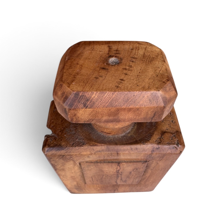 Objeto Decorativo de Madera CHANTAL