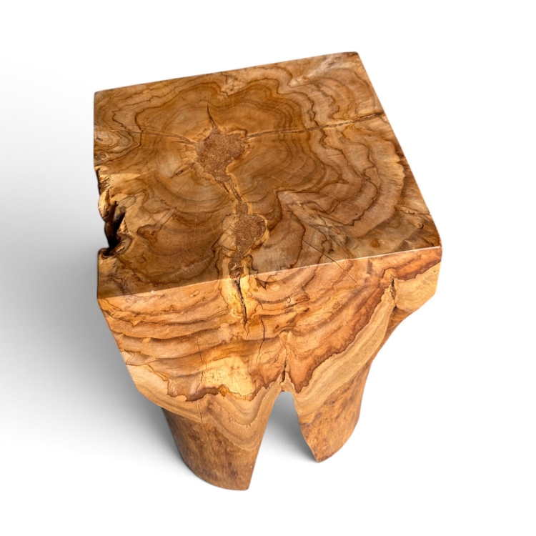 Taburete Escultorico de Madera SALINAS